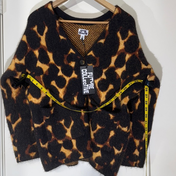 Black and Brown Women's Sweater Jacket Size XS with 2 Front Pockets - Picture 7 of 7